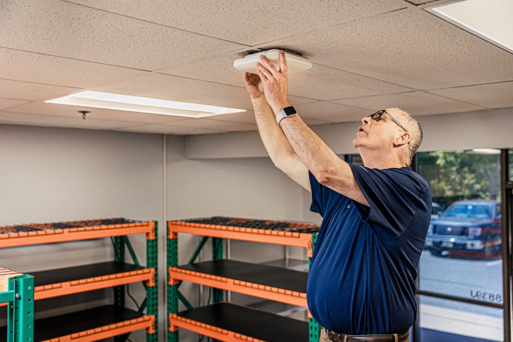 Man installing access point